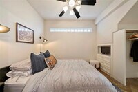 953 Yale St, Unit G photo'