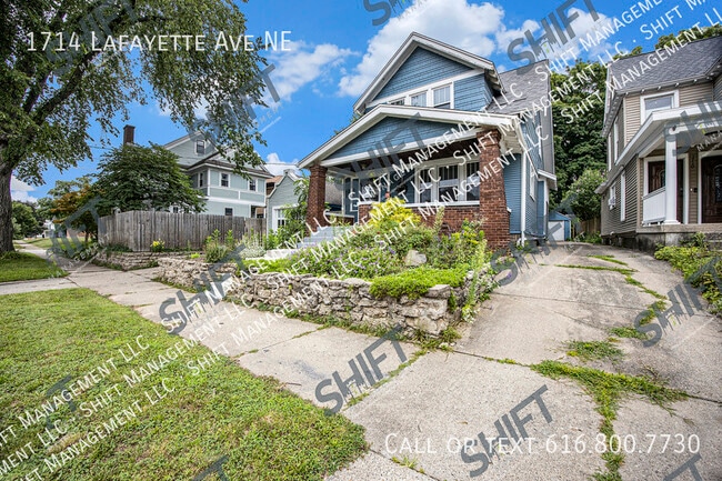 1714 Lafayette Ave NE in Grand Rapids, MI - Building Photo - Building Photo