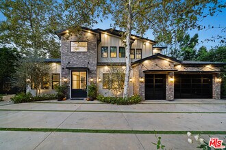 15645 Woodvale Rd in Los Angeles, CA - Building Photo - Building Photo