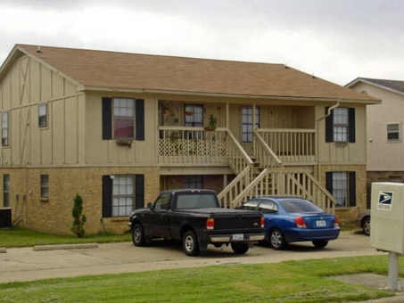 714 Lariat Ln in White Settlement, TX - Building Photo - Building Photo