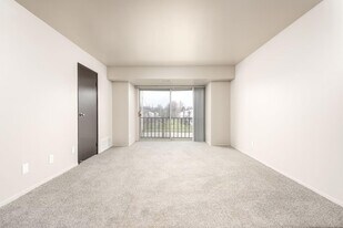 3900 Stabler St in Lansing, MI - Building Photo