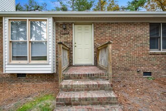 101 Homeplace Ct in Fayetteville, NC - Foto de edificio - Building Photo