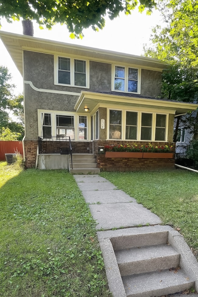 1517 Russell Ave N in Minneapolis, MN - Building Photo - Building Photo