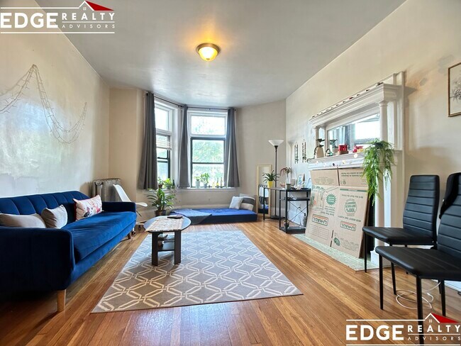 1258 Commonwealth Ave, Unit 4 in Boston, MA - Building Photo - Building Photo