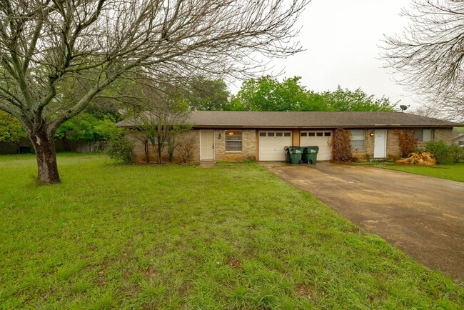 property at 806 Judy Dr
