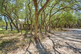 1217 Lost Oak Trail in Johnson City, TX - Building Photo - Building Photo