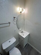 10135 Kittyhawk Ln in Dallas, TX - Building Photo - Building Photo