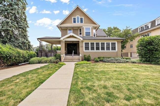 61 6th Ave, Unit 3