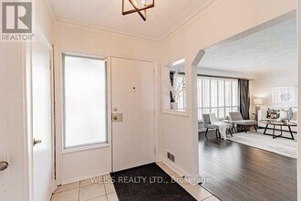 3 Acton Ave in Toronto, ON - Building Photo - Building Photo