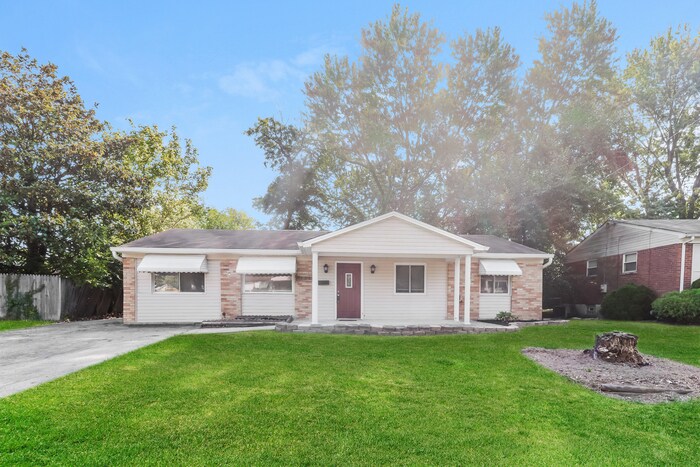 9638 Helmsley Way in Cincinnati, OH - Building Photo