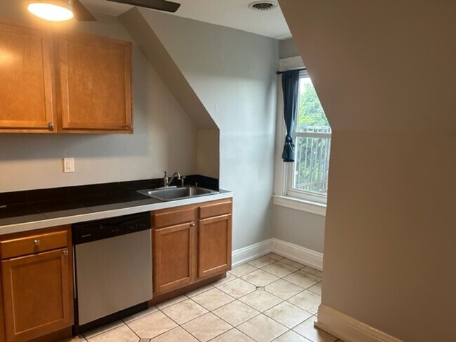 5533 Black St in Pittsburgh, PA - Building Photo - Building Photo