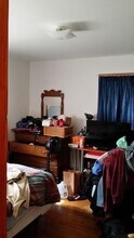 27 South Crescent Circuit, Unit A in Boston, MA - Building Photo - Building Photo