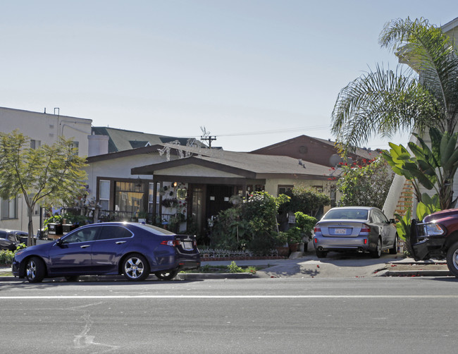 2619-2621 C St in San Diego, CA - Foto de edificio - Building Photo