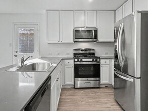 14623 Bolinger Ml in San Antonio, TX - Building Photo - Building Photo