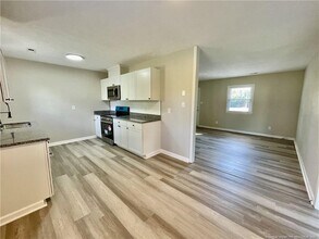 5985 McDonald Rd in Parkton, NC - Building Photo - Building Photo