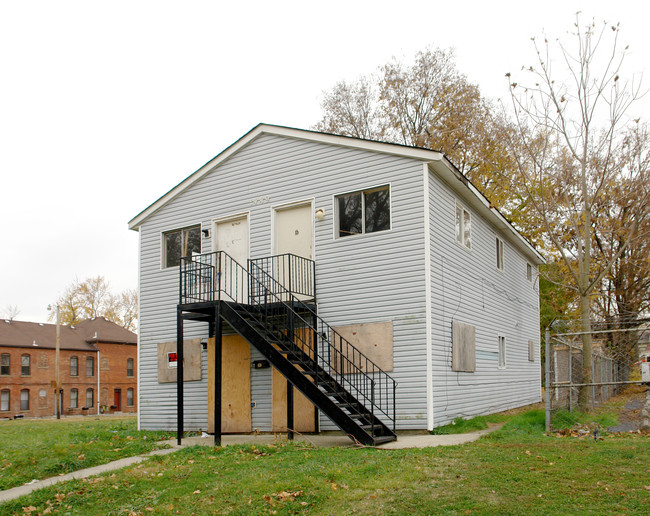 1449 Franklin Ave in Columbus, OH - Foto de edificio - Building Photo