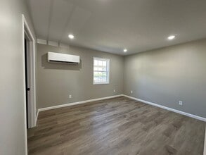 114 Evergreen Pl in Poplar Bluff, MO - Building Photo - Building Photo