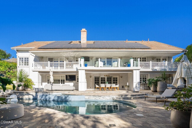 property at 5420 Indian Trail Ct