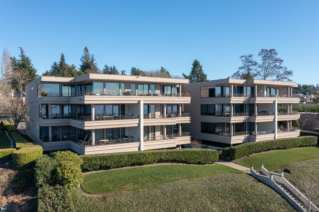 Kelsey Estate in Kirkland, WA - Building Photo