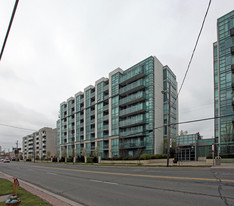 3830 Bathurst St Apartments