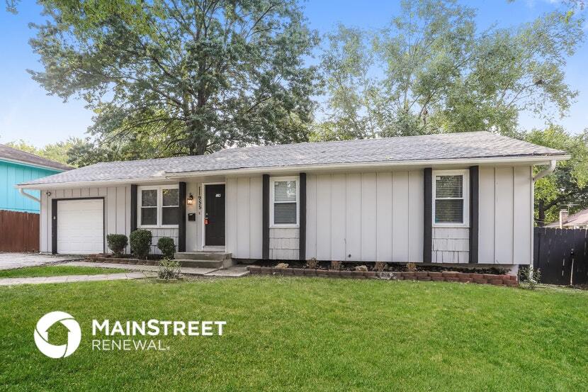 11955 Sycamore Ave in Grandview, MO - Building Photo