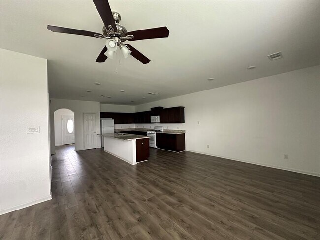 property at 1115 W Park St