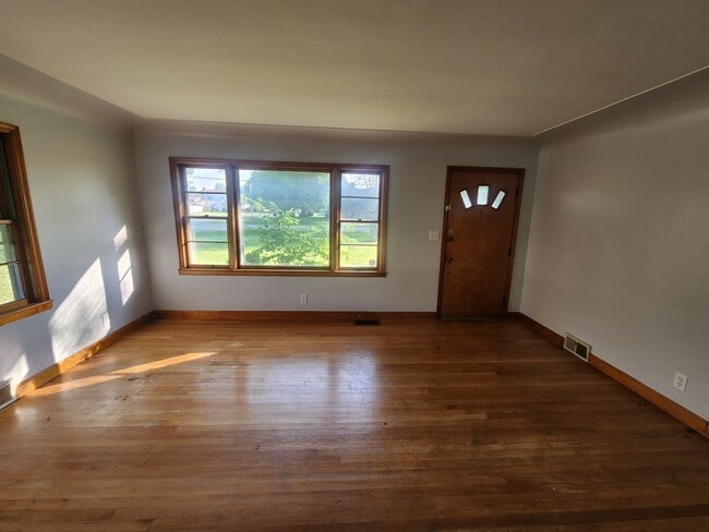 2908 Ralph Ave in Louisville, KY - Building Photo - Building Photo