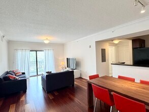 4907 Midtown Ln in Palm Beach Gardens, FL - Building Photo - Building Photo