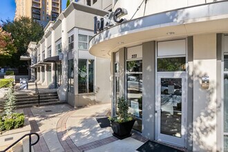 Luxe Midtown in Atlanta, GA - Building Photo - Building Photo