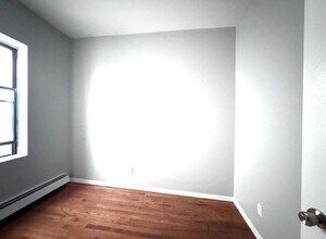 64 Tuers Ave in Jersey City, NJ - Building Photo - Building Photo