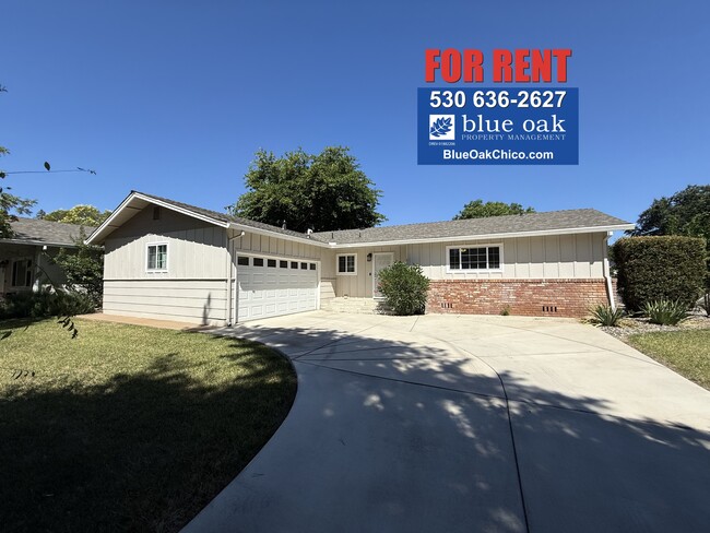 property at 1476 Hooker Oak Ave