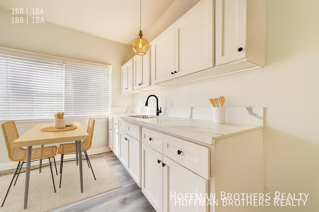 2527 Cincinnati St, Unit 5 in Los Angeles, CA - Building Photo - Building Photo