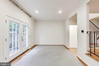 1325 Chetworth Ct in Alexandria, VA - Building Photo - Building Photo