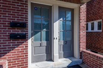 6533 Clayton Ave in St. Louis, MO - Building Photo - Building Photo