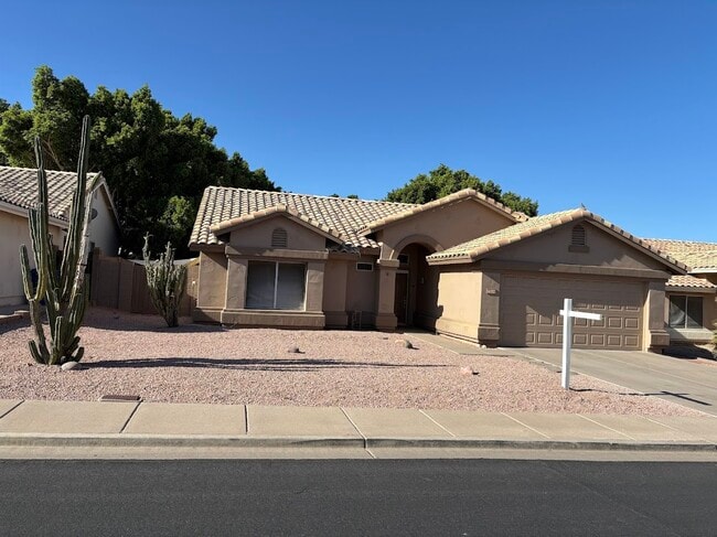 property at 6337 E Rochelle St
