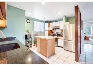 47 Hill St in Hamden, CT - Building Photo - Building Photo