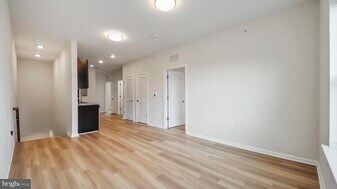 4907 Hamilton Ave in Baltimore, MD - Building Photo
