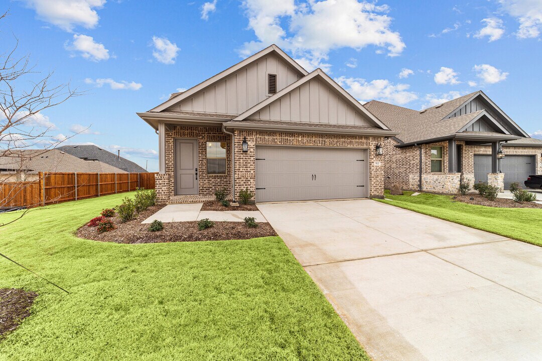 512 Sunflower Trl in Sherman, TX - Building Photo
