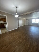 8415 Menaul Blvd NE in Albuquerque, NM - Building Photo - Building Photo