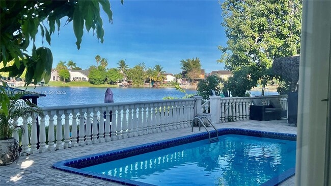 property at 15321 SW 59th St