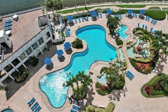 19101 NE 36th Ct, Unit 1105 in Aventura, FL - Building Photo - Building Photo