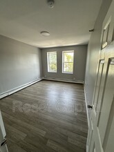 234 6th Ave W in Newark, NJ - Building Photo - Building Photo