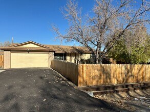 25 E Janere Ct in Spanish Springs, NV - Building Photo - Building Photo