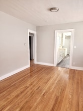 402 Van Brunt Blvd in Kansas City, MO - Building Photo - Building Photo