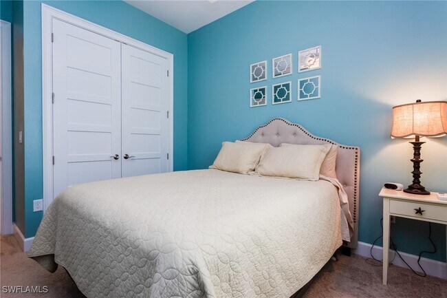 7096 Dominica Dr in Naples, FL - Building Photo - Building Photo