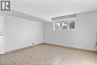 1478 Westcott Rd in Windsor, ON - Building Photo - Building Photo