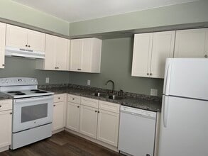 101 Lake Hunter Dr in Lakeland, FL - Building Photo - Building Photo