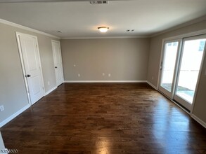 30 Gregory Ave in Morris Plains, NJ - Building Photo - Building Photo