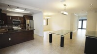 16573 SW 44th Ln in Miami, FL - Foto de edificio - Building Photo