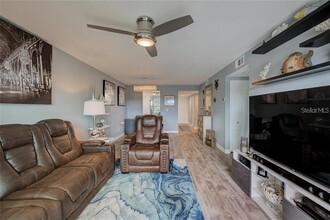 5817 Park St N in St. Petersburg, FL - Building Photo - Building Photo